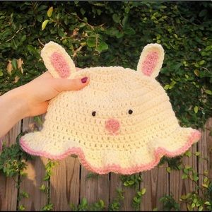 Bunny bucket hat